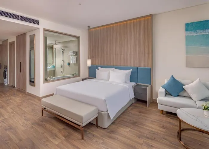 Khách sạn Khach San 5 Sao Alacarte Hạ Long