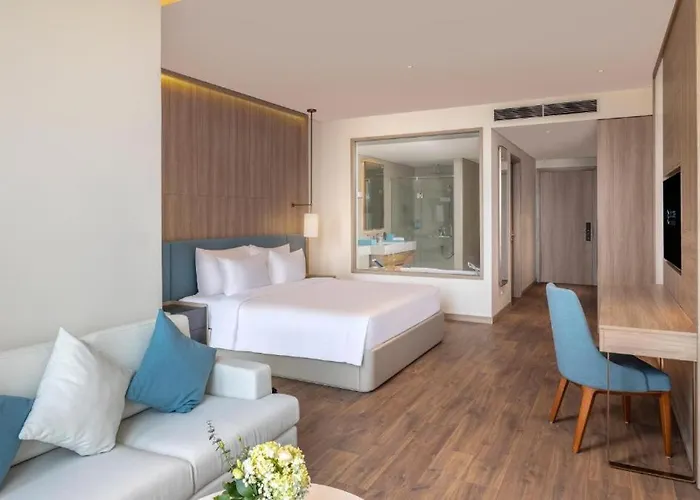 Khach San 5 Sao Alacarte Khách sạn Hạ Long